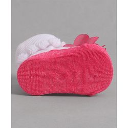 Cute Walk by Babyhug Socks With Floral Applique - Red
