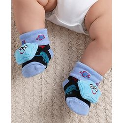 Cute Walk by Babyhug Socks With Star Applique - Blue