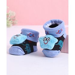Cute Walk by Babyhug Socks With Star Applique - Blue