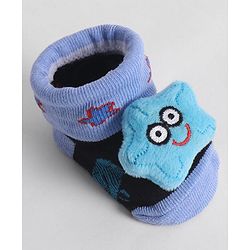 Cute Walk by Babyhug Socks With Star Applique - Blue