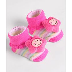 Cute Walk by Babyhug Socks With Star Applique - Pink