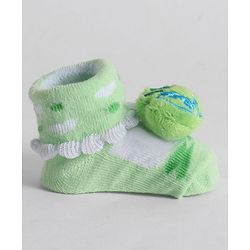 Cute Walk by Babyhug Socks With Animal Applique - Lime Green