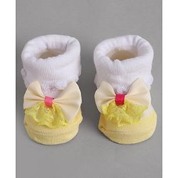 Cute Walk by Babyhug Socks With Bow Applique - Yellow