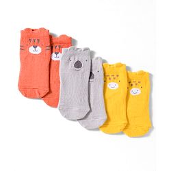 Cute Walk by Babyhug Non Terry Cotton Knit Ankle Length Anti Bacterial Socks With Animal Design Pack Of 3 - Multicolour
