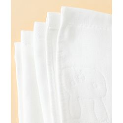 Babyhug 100% Pure Cotton Four Layer Baby Blanket  Lion Print Super Soft & Absorbent Lightweight Breathable Quilt (320g) Gentle on Baby Skin 024 Months| New Born Essential - White