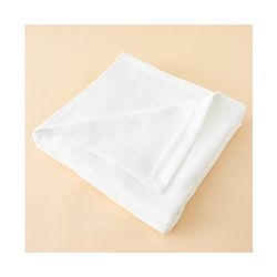Babyhug 100% Pure Cotton Four Layer Baby Blanket  Giraffe Print Super Soft & Absorbent Lightweight Breathable Quilt (320g) Gentle on Baby Skin 024 Months -White
