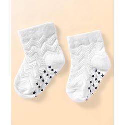 Cute Walk by Babyhug Non Terry Knit Ankle Length Anti Bacterial Anti Skid Socks With Design Pack Of 3 - Pink White & Blue