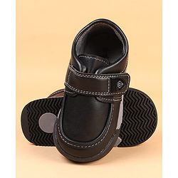 Cute Walk by Babyhug Velcro Closure Solid Color Casual Shoes - Black