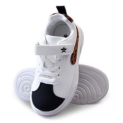 Cute Walk by Babyhug Velcro Closure Sneaker Shoes With Leopard Print - White