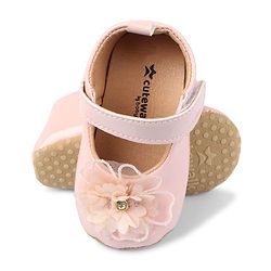 Cute Walk by Babyhug Velcro Closure Booties With Floral Applique - Pink