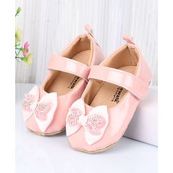 Cute Walk by Babyhug Velcro Closure Booties With Bow Applique - Pink