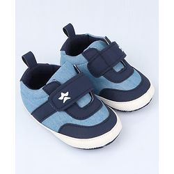 Cute Walk by Babyhug Velcro Closure Solid Booties - Blue