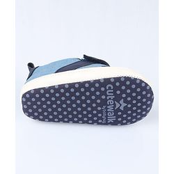 Cute Walk by Babyhug Velcro Closure Solid Booties - Blue