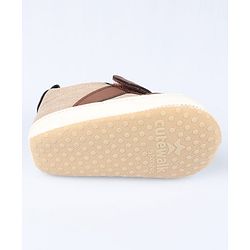 Cute Walk by Babyhug Velcro Closure Solid Booties - Blue