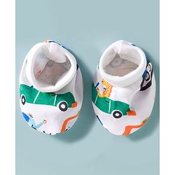 Babyhug 100% Cotton Interlock Knit Cap Mittens & Booties Set With Vehicle Print White - Diameter 14 cm