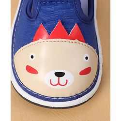 Cute Walk by Babyhug Casual Shoes With Velcro Closure & Face Applique - Black