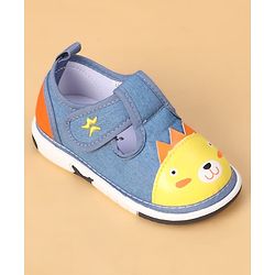 Cute Walk by Babyhug Casual Shoes With Velcro Closure & Face Applique - Black