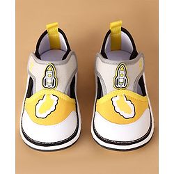 Cute Walk by Babyhug Velcro Closure Casual Shoes With Rocket Print & Applique - Yellow