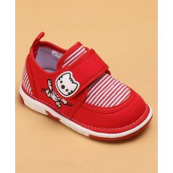 Cute Walk by Babyhug Casual Shoes With Velcro Closure & Cat Applique - Red