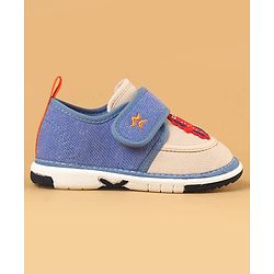 Cute Walk by Babyhug Casual Shoes With Dino Applique & Velcro Closure - Grey