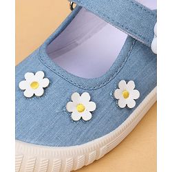 Cute Walk by Babyhug Casual Shoes With Velcro Closure & Floral Applique - Blue