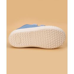 Cute Walk by Babyhug Casual Shoes With Velcro Closure & Face Print - Blue