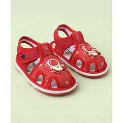 Cute Walk by Babyhug Velcro Closure Sandals With Astronaut Applique - Black