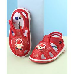 Cute Walk by Babyhug Velcro Closure Sandals With Astronaut Applique - Black