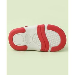 Cute Walk by Babyhug Velcro Closure Sandals With Astronaut Applique - Black