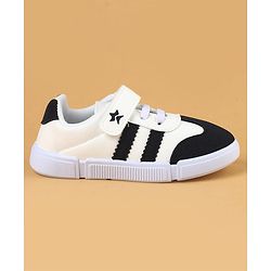 Cute Walk by Babyhug Casual shoes With Velcro Closure - Navy Blue