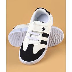Cute Walk by Babyhug Casual shoes With Velcro Closure - Navy Blue