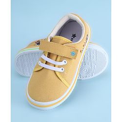 Cute Walk by Babyhug Velcro Closure Casual Shoes with Animal Print - Yellow