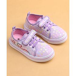 Cute Walk by Babyhug Casual shoes With Velcro Closure & Floral Applique - Light Green