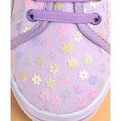 Cute Walk by Babyhug Casual shoes With Velcro Closure & Floral Applique - Light Green