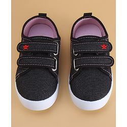 Cute Walk by Babyhug Velcro Closure Casual Shoes with Floral Embroidery - Black