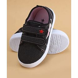 Cute Walk by Babyhug Velcro Closure Casual Shoes with Floral Embroidery - Black
