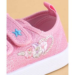 Cute Walk by Babyhug Velcro Closure Casual Shoes with Floral Embroidery - Black