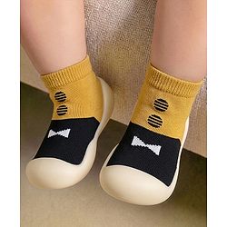 Cute Walk by Babyhug Slip On Sock Shoes - Black
