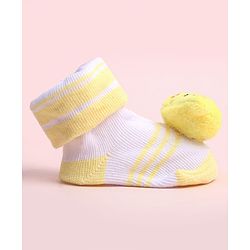 Cute Walk by Babyhug Socks Shoes With Bird Applique - Multicolor