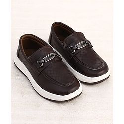 Cute Walk by Babyhug Slip On Solid Colour Loafers - Dark Brown
