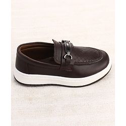 Cute Walk by Babyhug Slip On Solid Colour Loafers - Dark Brown
