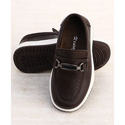 Cute Walk by Babyhug Slip On Solid Colour Loafers - Navy Blue