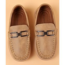 Cute Walk by Babyhug Slip On Solid Color Loafers - Brown