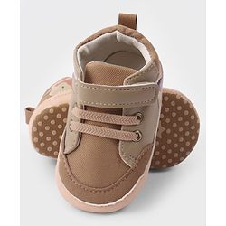 Cute Walk by Babyhug Velcro Closure Booties with Fox Patch -  Grey
