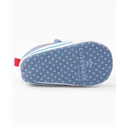 Cute Walk by Babyhug Velcro Closure Booties with Car Print- Sky Blue
