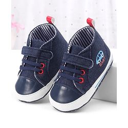 Cute Walk by Babyhug Velcro Closure Booties with Car Print- Sky Blue