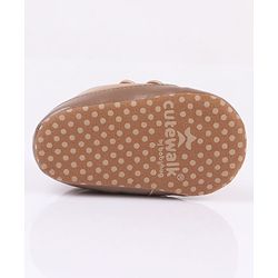 Cute Walk by Babyhug Velcro Closure Solid Colour Booties -Beige