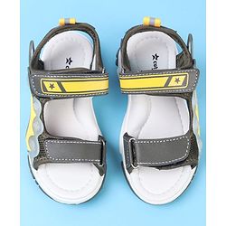 Cute Walk by Babyhug Velcro Closure Sandals - Black