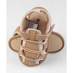 Cute Walk by Babyhug Velcro Closure Solid Colour Booties - Brown