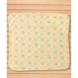 Babyhug Cotton Knit Hooded Wrapper With Sea Life Theme Print L 73 x B 72 cm - Yellow